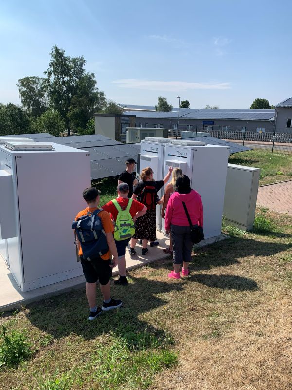 Energie hautnah erleben – Sommercamp-Kinder entdecken die Stadtwerke Hettstedt