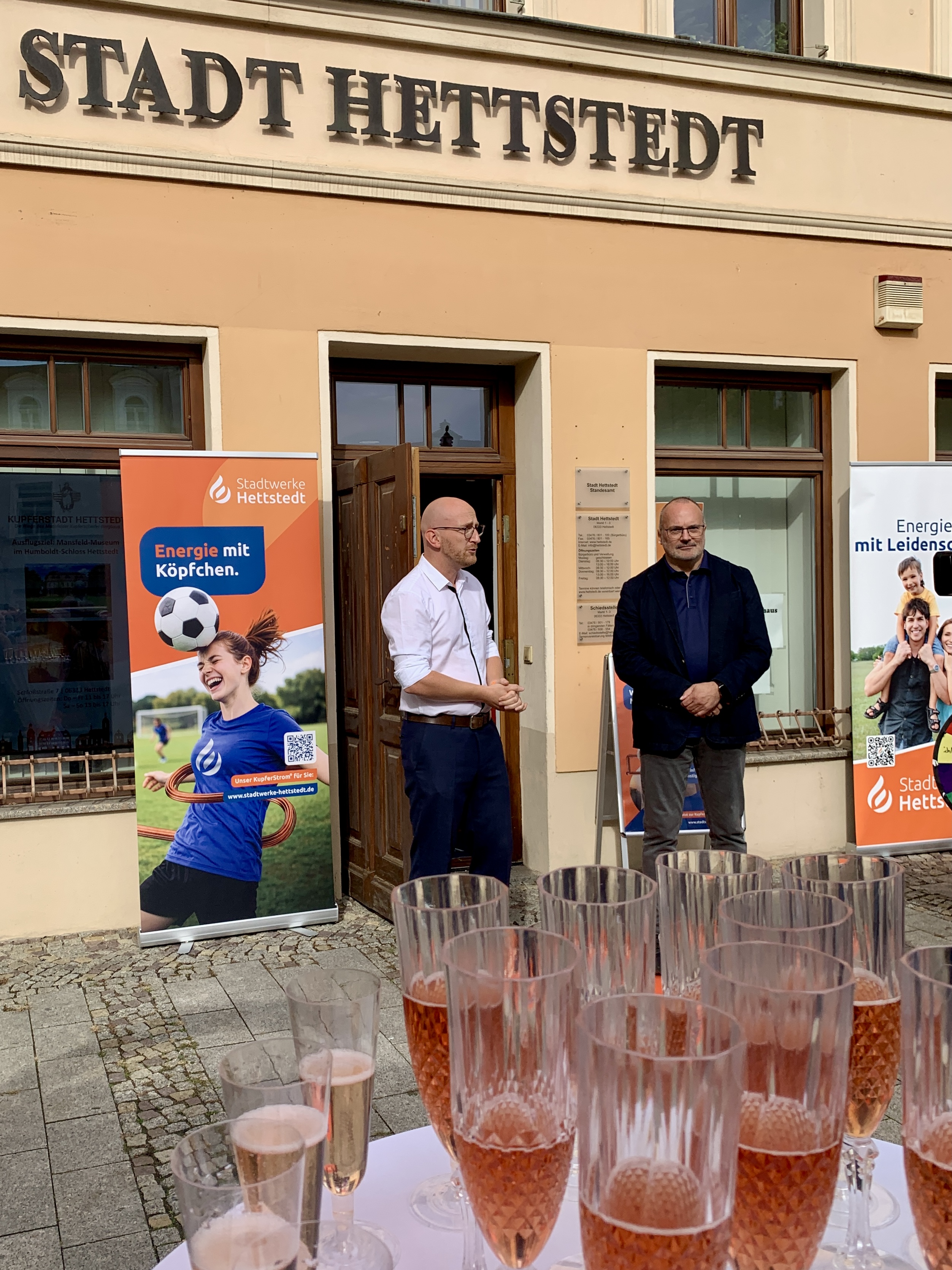 Gelungene Eröffnung unseres neuen Servicebüros im Rathaus Hettstedt